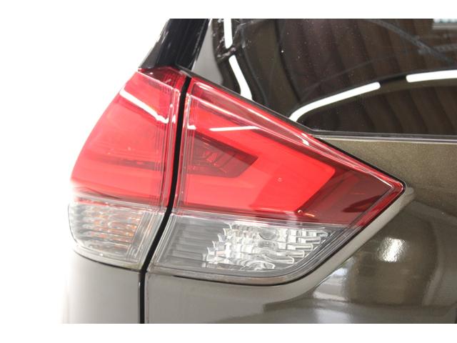 エクストレイル 20X ハイブリッド 禁煙車 純正ナビ(SD確認中) 全周囲カメラ 電動リアゲート 防水シート プロパイロット 衝突軽減ブレーキ ルーフレール ビルトインETC 全席シートヒーター デジタルインナーミラー LED(21枚目)