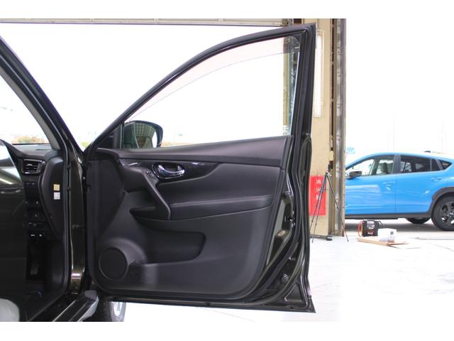 エクストレイル 20X ハイブリッド 禁煙車 純正ナビ(SD確認中) 全周囲カメラ 電動リアゲート 防水シート プロパイロット 衝突軽減ブレーキ ルーフレール ビルトインETC 全席シートヒーター デジタルインナーミラー LED(28枚目)