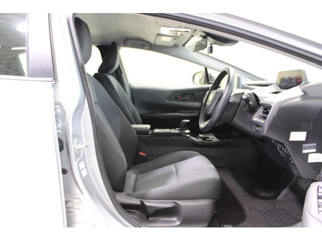 プリウス X 禁煙車 純正8インチナビ フルセグTV バックカメラ レーダークルーズコントロール ビルトインETC2.0 ブラインドスポットモニター 衝突軽減ブレーキ クリアランスソナー LEDヘッドライト(35枚目)