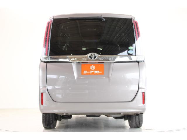 ノア Ｇ　ワンオーナー　禁煙車　純正９インチナビ（ナビ確認中）　純正後席モニター　バックカメラ　フルセグＴＶ　両側電動スライドドア　オートクルーズコントロール　ＥＴＣ　オートハイビーム　レーンキープ（12枚目）