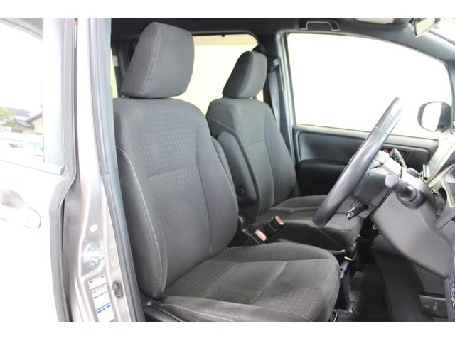 ノア Ｇ　ワンオーナー　禁煙車　純正９インチナビ（ナビ確認中）　純正後席モニター　バックカメラ　フルセグＴＶ　両側電動スライドドア　オートクルーズコントロール　ＥＴＣ　オートハイビーム　レーンキープ（37枚目）