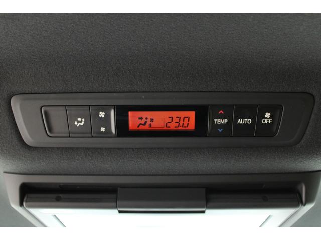 ノア Ｇ　ワンオーナー　禁煙車　純正９インチナビ（ナビ確認中）　純正後席モニター　バックカメラ　フルセグＴＶ　両側電動スライドドア　オートクルーズコントロール　ＥＴＣ　オートハイビーム　レーンキープ（48枚目）