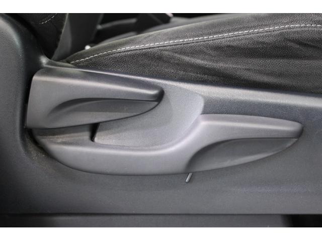 ノア Ｇ　ワンオーナー　禁煙車　純正９インチナビ（ナビ確認中）　純正後席モニター　バックカメラ　フルセグＴＶ　両側電動スライドドア　オートクルーズコントロール　ＥＴＣ　オートハイビーム　レーンキープ（57枚目）