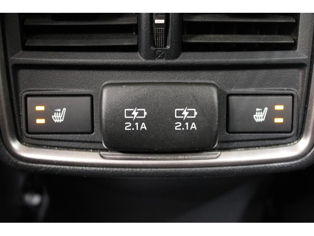 フォレスター アドバンス　禁煙車　４ＷＤ　純正ナビ　バック・サイド・フロントカメラ　メモリー付きパワーシート　シートヒーター　ステアリングヒーター　アイサイト　パドルシフト　デジタルインナーミラー　ビルトインＥＴＣ（6枚目）