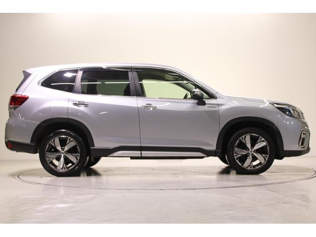 フォレスター アドバンス　禁煙車　４ＷＤ　純正ナビ　バック・サイド・フロントカメラ　メモリー付きパワーシート　シートヒーター　ステアリングヒーター　アイサイト　パドルシフト　デジタルインナーミラー　ビルトインＥＴＣ（14枚目）