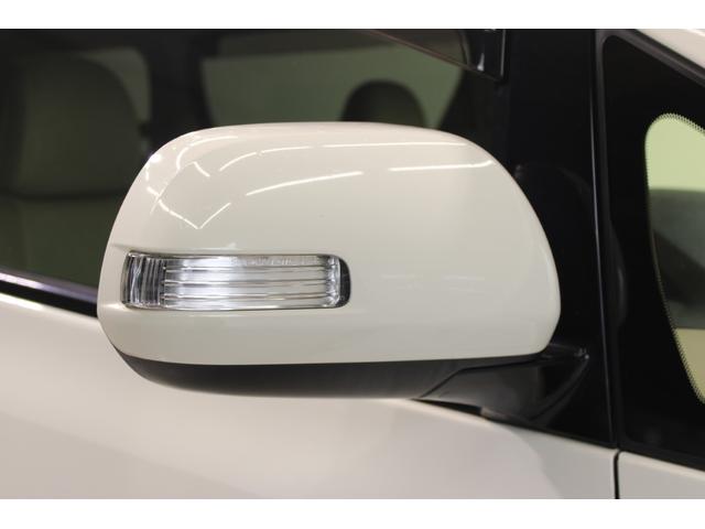 アルファードハイブリッド X 禁煙車 純正8型ナビ フルセグTV 両側電動スライドドア ビルトインETC オートクルーズコントロール  CDプレイヤー 木目調ステアリングホイール バックカメラ 電動格納ミラー クリアランスソナー(23枚目)