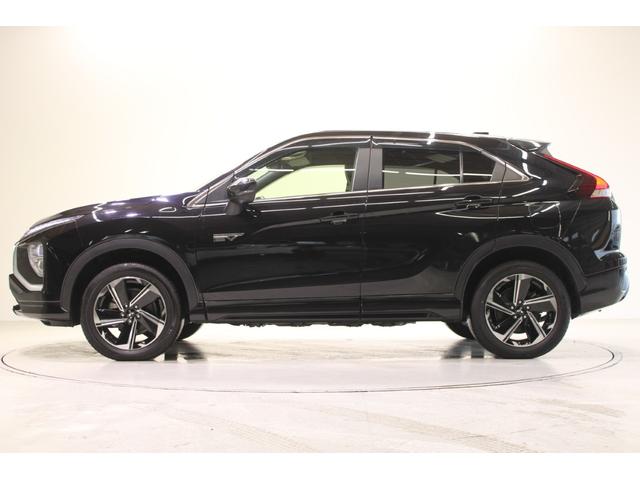 エクリプスクロスＰＨＥＶ Ｐ　禁煙車　スマホ連動純正ナビ　アラウンドビューモニター　フルセグＴＶ　レーダークルーズコントロール　シートヒーター　ステアリングヒーター　ＡＣ１００Ｖ電源　ＬＥＤヘッドライト　パワーシート　ＥＴＣ（10枚目）