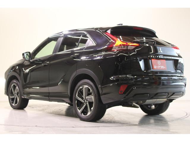 エクリプスクロスＰＨＥＶ Ｐ　禁煙車　スマホ連動純正ナビ　アラウンドビューモニター　フルセグＴＶ　レーダークルーズコントロール　シートヒーター　ステアリングヒーター　ＡＣ１００Ｖ電源　ＬＥＤヘッドライト　パワーシート　ＥＴＣ（11枚目）