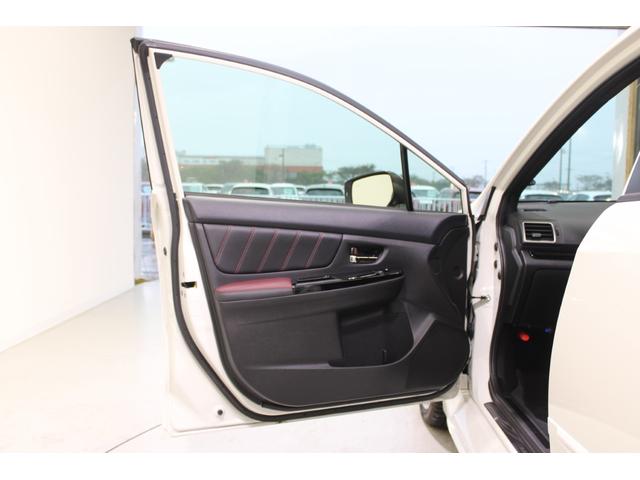 ＷＲＸ Ｓ４ ＳＴＩスポーツアイサイト　禁煙車　純正８インチナビ　バックカメラ　サイドカメラ　レーダークルーズコントロール　フルセグＴＶ　シートヒーター　パワーシート　ブラインドスポットモニター　ＬＥＤライト（32枚目）