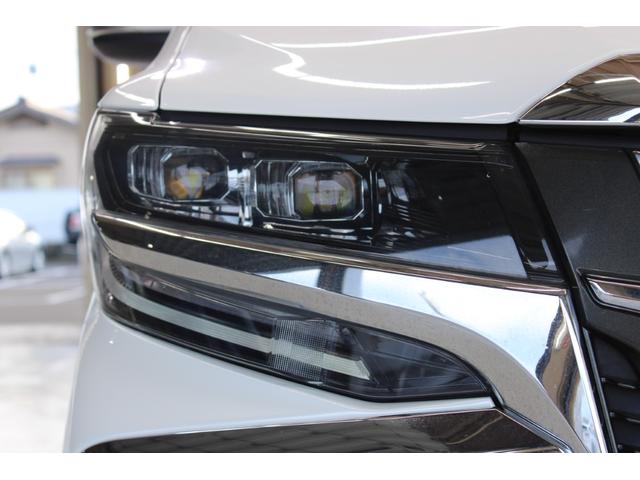 アルファード 2.5S 禁煙車 純正OPナビ フルセグTV 両側電動スライドドア バックカメラ レーダークルーズコントロール LEDヘッドライト ETC 純正18インチアルミホイール 革巻きステアリングホイール フォグライト(18枚目)