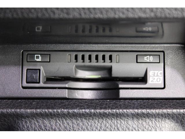 ノア Si ダブルバイビーII 禁煙車 純正10インチナビ 純正12.1インチ後席モニター バックカメラ クルーズコントロール ファブリックコンビシート 両側電動スライドドア 衝突軽減ブレーキ LEDヘッドライト(7枚目)