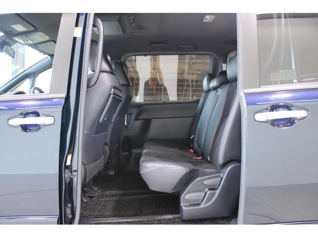 ノア Si ダブルバイビーII 禁煙車 純正10インチナビ 純正12.1インチ後席モニター バックカメラ クルーズコントロール ファブリックコンビシート 両側電動スライドドア 衝突軽減ブレーキ LEDヘッドライト(43枚目)