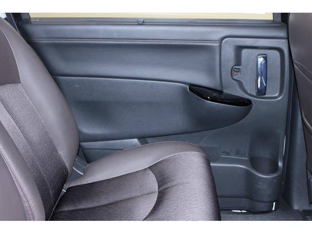 エルグランド 250ハイウェイスターS 禁煙車 純正OPナビ フルセグTV バックカメラ OP両側電動スライドドア レーダークルーズコントロール LEDヘッドライト ETC 純正18インチAW 衝突軽減ブレーキ Rゲートオートクローザー(28枚目)