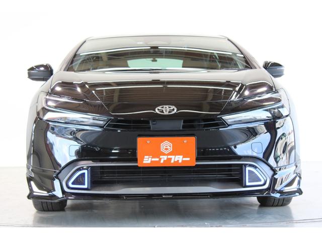プリウス Ｕ　禁煙車　モデリスタエアロ　シグネチャーイルミ　純正８型ディスプレイ　全周囲カメラ　フルセグＴＶ　トヨタセーフティセンス　ブラインドスポットモニター　前席シートヒーター　ステアリングヒーター（8枚目）