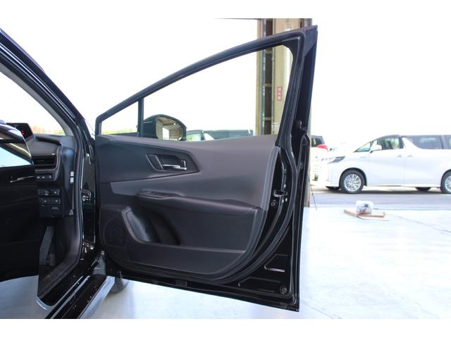 プリウス Ｕ　禁煙車　モデリスタエアロ　シグネチャーイルミ　純正８型ディスプレイ　全周囲カメラ　フルセグＴＶ　トヨタセーフティセンス　ブラインドスポットモニター　前席シートヒーター　ステアリングヒーター（27枚目）
