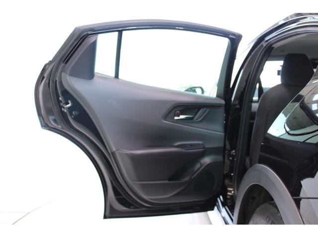 プリウス Ｕ　禁煙車　モデリスタエアロ　シグネチャーイルミ　純正８型ディスプレイ　全周囲カメラ　フルセグＴＶ　トヨタセーフティセンス　ブラインドスポットモニター　前席シートヒーター　ステアリングヒーター（32枚目）