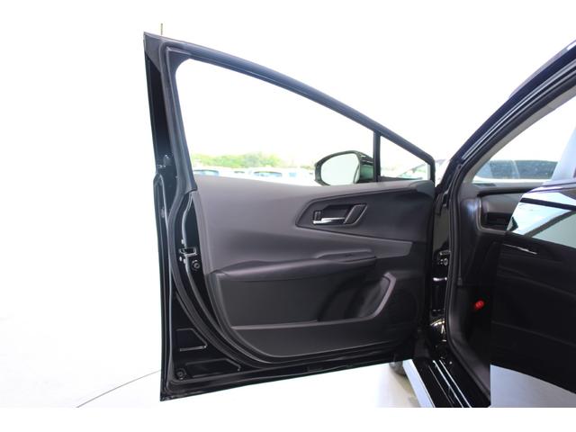 プリウス Ｕ　禁煙車　モデリスタエアロ　シグネチャーイルミ　純正８型ディスプレイ　全周囲カメラ　フルセグＴＶ　トヨタセーフティセンス　ブラインドスポットモニター　前席シートヒーター　ステアリングヒーター（33枚目）