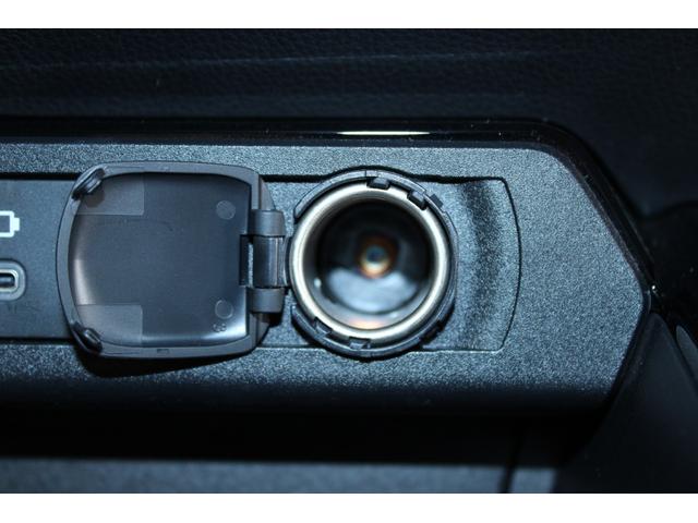 プリウス Ｕ　禁煙車　モデリスタエアロ　シグネチャーイルミ　純正８型ディスプレイ　全周囲カメラ　フルセグＴＶ　トヨタセーフティセンス　ブラインドスポットモニター　前席シートヒーター　ステアリングヒーター（63枚目）