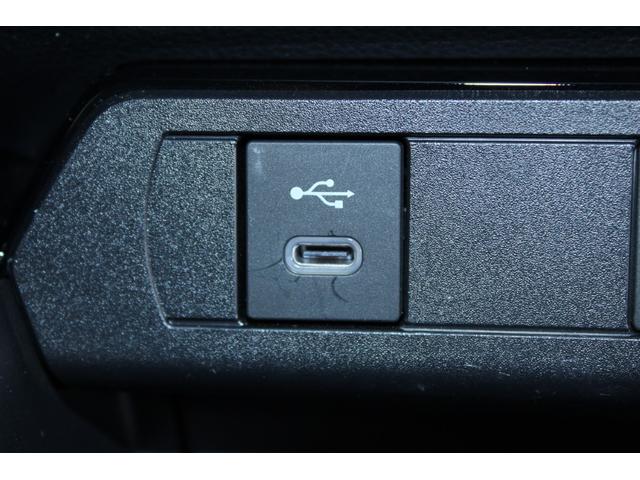 プリウス Ｕ　禁煙車　モデリスタエアロ　シグネチャーイルミ　純正８型ディスプレイ　全周囲カメラ　フルセグＴＶ　トヨタセーフティセンス　ブラインドスポットモニター　前席シートヒーター　ステアリングヒーター（65枚目）