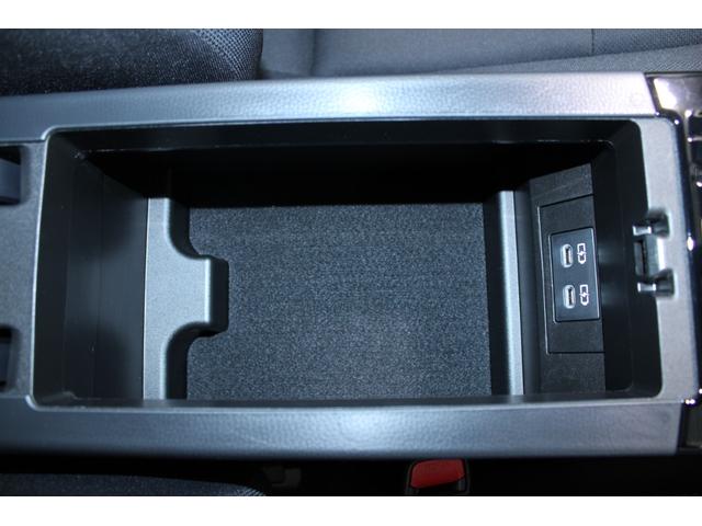 プリウス Ｕ　禁煙車　モデリスタエアロ　シグネチャーイルミ　純正８型ディスプレイ　全周囲カメラ　フルセグＴＶ　トヨタセーフティセンス　ブラインドスポットモニター　前席シートヒーター　ステアリングヒーター（67枚目）