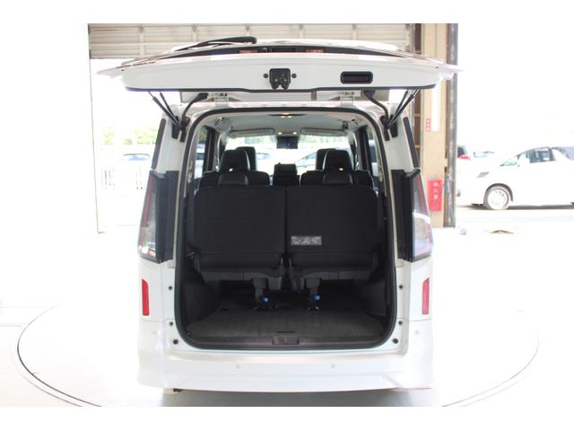 セレナ ハイウェイスターV Nissanconnectナビゲーションシステム アラウンドビューモニター プロパイロット クリアランスソナー 両側パワースライドドア LEDヘッドライト 純正16AW デジタルインナーミラー(32枚目)