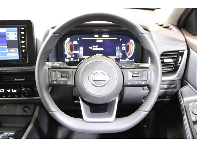 エクストレイル X e-4ORCE 禁煙車 ワンオーナー 純正9インチディスプレイオーディオ バックカメラ プロパイロット ステアリングヒーター 前席シートヒーター 電動リアゲート 純正18インチアルミホイール 運転席パワーシート(44枚目)