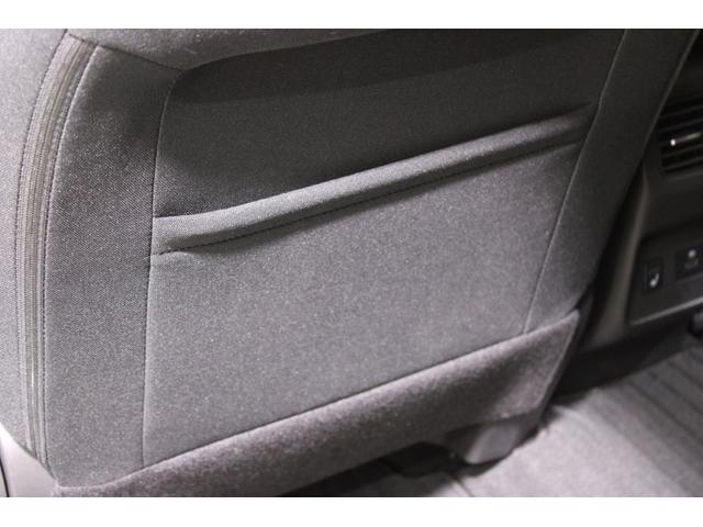 エクストレイル X e-4ORCE 禁煙車 ワンオーナー 純正9インチディスプレイオーディオ バックカメラ プロパイロット ステアリングヒーター 前席シートヒーター 電動リアゲート 純正18インチアルミホイール 運転席パワーシート(45枚目)