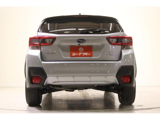 ＸＶ アドバンス　禁煙車　アイサイト　カロッツェリア製ナビ　バックカメラ　前席シートヒーター　メモリー付きパワーシート　ハーフレザーシート　ＥＴＣ　ＬＥＤヘッドライト　純正１８インチアルミホイール　フロントフォグライト（12枚目）