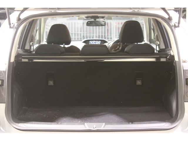 ＸＶ アドバンス　禁煙車　アイサイト　カロッツェリア製ナビ　バックカメラ　前席シートヒーター　メモリー付きパワーシート　ハーフレザーシート　ＥＴＣ　ＬＥＤヘッドライト　純正１８インチアルミホイール　フロントフォグライト（30枚目）