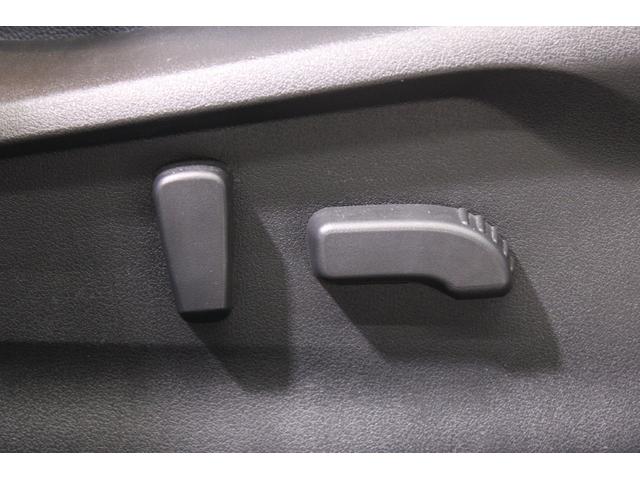 ＸＶ アドバンス　禁煙車　アイサイト　カロッツェリア製ナビ　バックカメラ　前席シートヒーター　メモリー付きパワーシート　ハーフレザーシート　ＥＴＣ　ＬＥＤヘッドライト　純正１８インチアルミホイール　フロントフォグライト（52枚目）