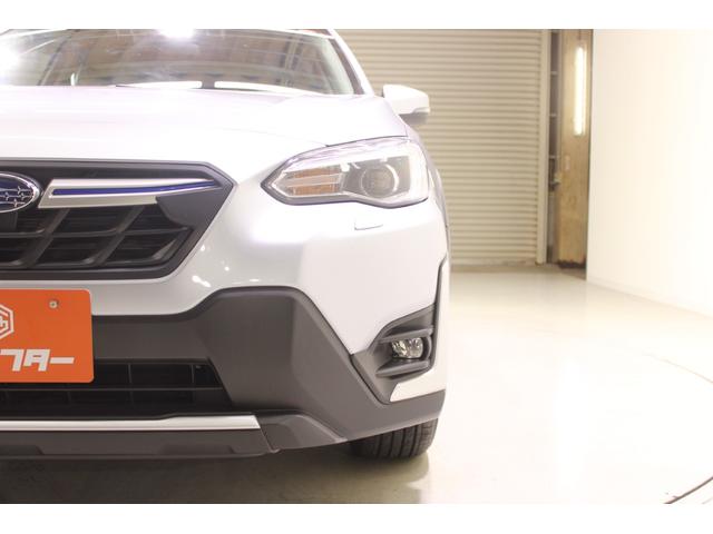 ＸＶ アドバンス　禁煙車　パナソニック製ナビ　アイサイト　前席シートヒーター　ハーフレザーシート　メモリー付パワーシート　ＥＴＣ　ＬＥＤヘッドライト　フロントフォグライト　純正１８インチアルミホイール　プッシュスタート（15枚目）