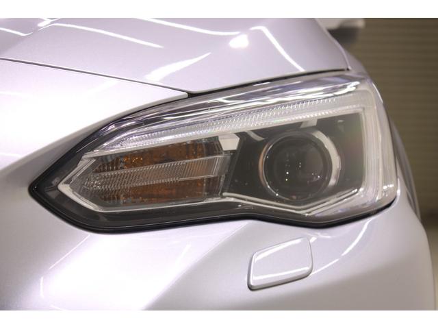 ＸＶ アドバンス　禁煙車　パナソニック製ナビ　アイサイト　前席シートヒーター　ハーフレザーシート　メモリー付パワーシート　ＥＴＣ　ＬＥＤヘッドライト　フロントフォグライト　純正１８インチアルミホイール　プッシュスタート（16枚目）