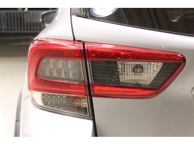 ＸＶ アドバンス　禁煙車　パナソニック製ナビ　アイサイト　前席シートヒーター　ハーフレザーシート　メモリー付パワーシート　ＥＴＣ　ＬＥＤヘッドライト　フロントフォグライト　純正１８インチアルミホイール　プッシュスタート（20枚目）