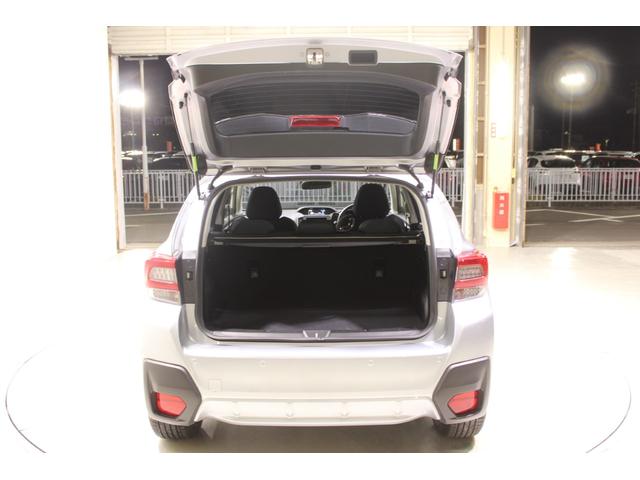 ＸＶ アドバンス　禁煙車　パナソニック製ナビ　アイサイト　前席シートヒーター　ハーフレザーシート　メモリー付パワーシート　ＥＴＣ　ＬＥＤヘッドライト　フロントフォグライト　純正１８インチアルミホイール　プッシュスタート（29枚目）