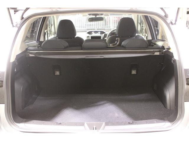 ＸＶ アドバンス　禁煙車　パナソニック製ナビ　アイサイト　前席シートヒーター　ハーフレザーシート　メモリー付パワーシート　ＥＴＣ　ＬＥＤヘッドライト　フロントフォグライト　純正１８インチアルミホイール　プッシュスタート（30枚目）