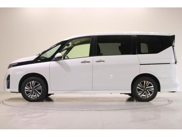 セレナ ハイウェイスターV 禁煙車 純正12.3インチナビ フルセグTV 全周囲カメラ プロパイロット 両側電動スライドドア ブラインドスポットモニター LEDヘッドライト ETC2.0 前席シートヒーター ステアリングヒーター(10枚目)