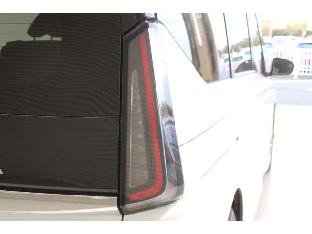 セレナ ハイウェイスターV 禁煙車 純正12.3インチナビ フルセグTV 全周囲カメラ プロパイロット 両側電動スライドドア ブラインドスポットモニター LEDヘッドライト ETC2.0 前席シートヒーター ステアリングヒーター(19枚目)