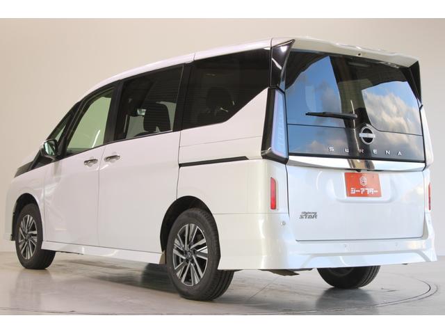 セレナ ハイウェイスターＶ　Ｎｉｓｓａｎｃｏｎｎｅｃｔナビゲーションシステム　アラウンドビューモニター　プロパイロット　クリアランスソナー　両側電動スライドドア　ＬＥＤヘッドライト　純正１６インチＡＷ　デジタルインナーミラー（11枚目）