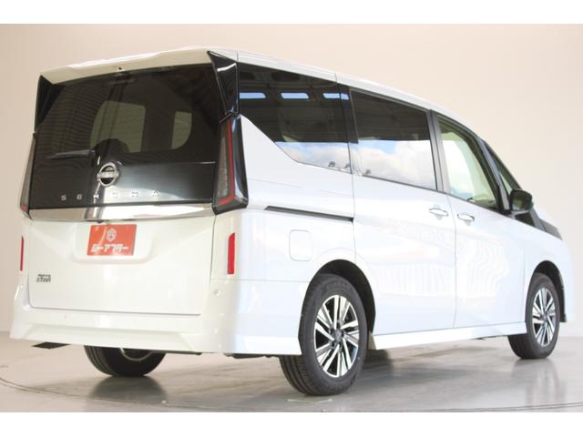 セレナ ハイウェイスターＶ　Ｎｉｓｓａｎｃｏｎｎｅｃｔナビゲーションシステム　アラウンドビューモニター　プロパイロット　クリアランスソナー　両側電動スライドドア　ＬＥＤヘッドライト　純正１６インチＡＷ　デジタルインナーミラー（13枚目）