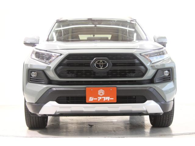 RAV4 アドベンチャー ユーザー買取車 パノラマムーンルーフ 禁煙車 純正10.5インチディスプレイ フルセグTV バックカメラ 合皮スポーティシート シートヒーター シートベンチレーション トヨタセーフティセンス ETC(9枚目)