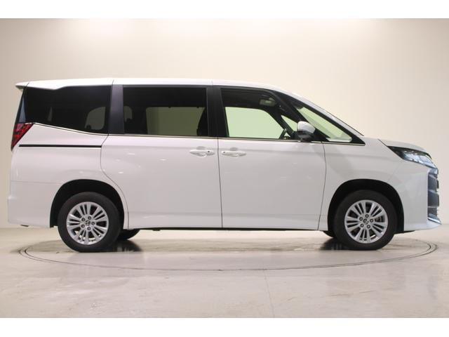 ノア S-Z 禁煙車 純正8インチディスプレイオーディオ バックカメラ トヨタセーフティーセンス フルセグTV 両側電動スライドドア ハーフレザーシート シートヒーター LEDヘッドライト ETC オートハイビーム(15枚目)