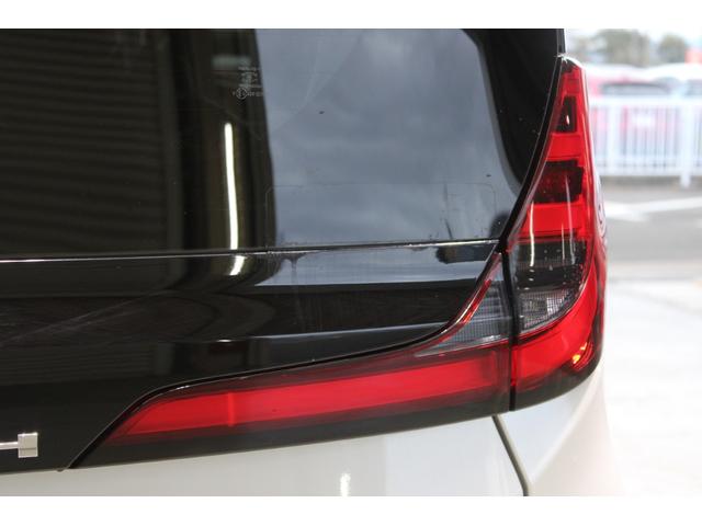 ノア S-Z 禁煙車 純正8インチディスプレイオーディオ バックカメラ トヨタセーフティーセンス フルセグTV 両側電動スライドドア ハーフレザーシート シートヒーター LEDヘッドライト ETC オートハイビーム(20枚目)