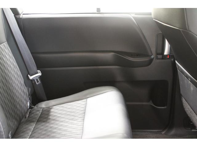 ノア S-Z 禁煙車 純正8インチディスプレイオーディオ バックカメラ トヨタセーフティーセンス フルセグTV 両側電動スライドドア ハーフレザーシート シートヒーター LEDヘッドライト ETC オートハイビーム(29枚目)