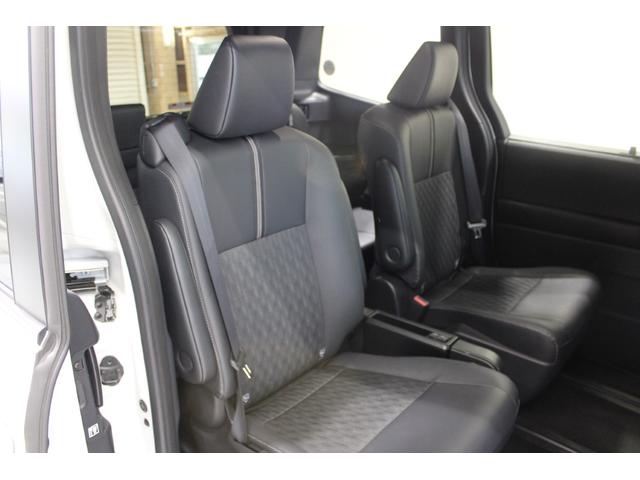 ノア S-Z 禁煙車 純正8インチディスプレイオーディオ バックカメラ トヨタセーフティーセンス フルセグTV 両側電動スライドドア ハーフレザーシート シートヒーター LEDヘッドライト ETC オートハイビーム(40枚目)