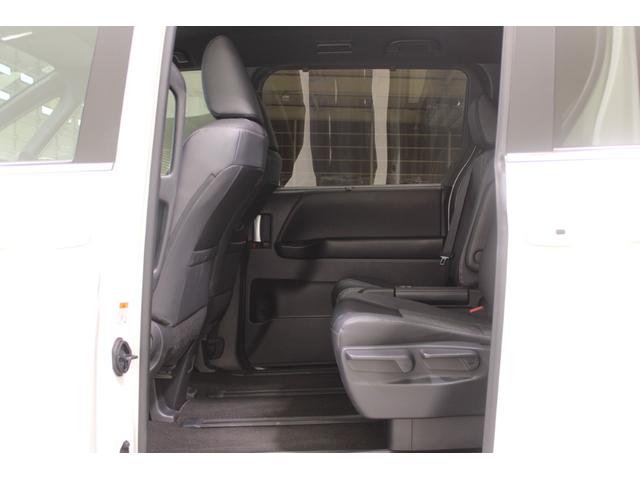 ノア S-Z 禁煙車 純正8インチディスプレイオーディオ バックカメラ トヨタセーフティーセンス フルセグTV 両側電動スライドドア ハーフレザーシート シートヒーター LEDヘッドライト ETC オートハイビーム(42枚目)