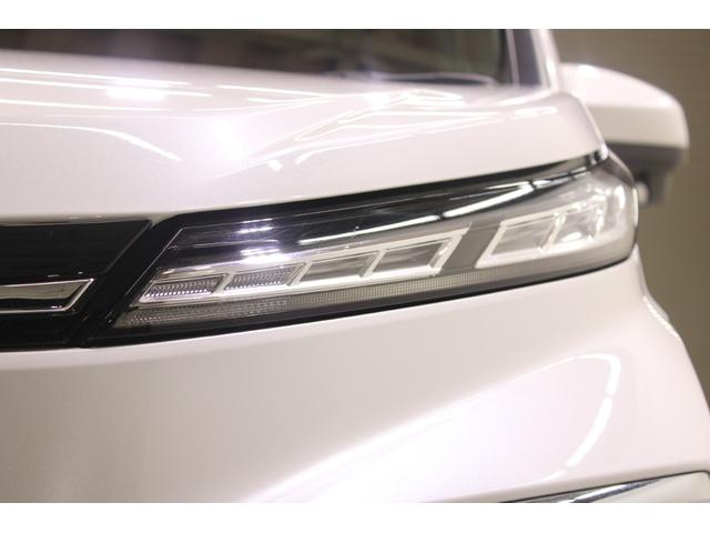 ヴォクシー S-Z 禁煙車 純正8インチディスプレイオーディオ バックカメラ フルセグTV トヨタセーフティセンス シートヒーター LEDヘッドライト 両側電動スライドドア ETC オートハイビーム Bluetooth(17枚目)