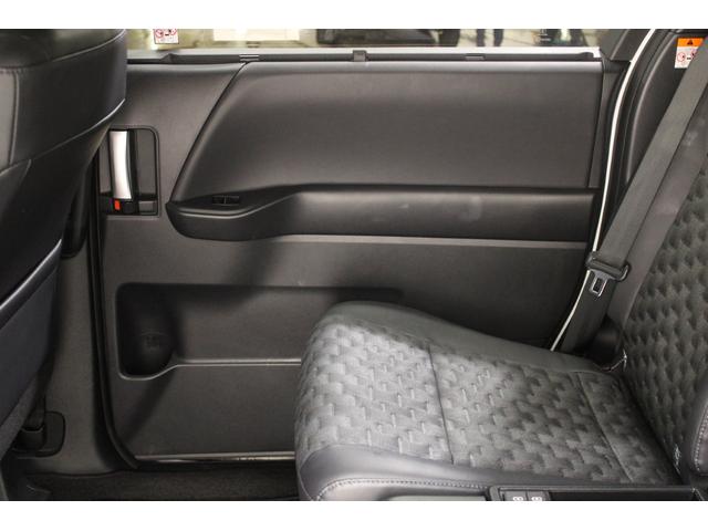 ヴォクシー S-Z 禁煙車 純正8インチディスプレイオーディオ バックカメラ フルセグTV トヨタセーフティセンス シートヒーター LEDヘッドライト 両側電動スライドドア ETC オートハイビーム Bluetooth(34枚目)