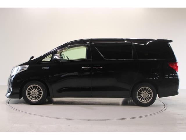 アルファードハイブリッド Ｘ　禁煙車　純正９型ナビ　フルセグＴＶ　バックカメラ　両側電動スライドドア　アクセサリーコンセント（ＡＣ１００Ｖ／１５００Ｗ／コンセント）　パノラマビューモニター　クルーズコントロールシステム（11枚目）