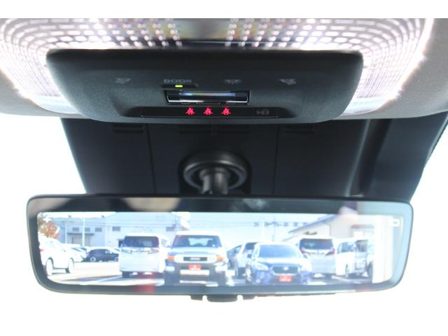 大好評のボディコーティング「ハイモースコート」もご納車までに施工可能。雨染みや線傷など中古車だからと諦めていませんか？ピカピカの状態でお乗り出しいただけます。