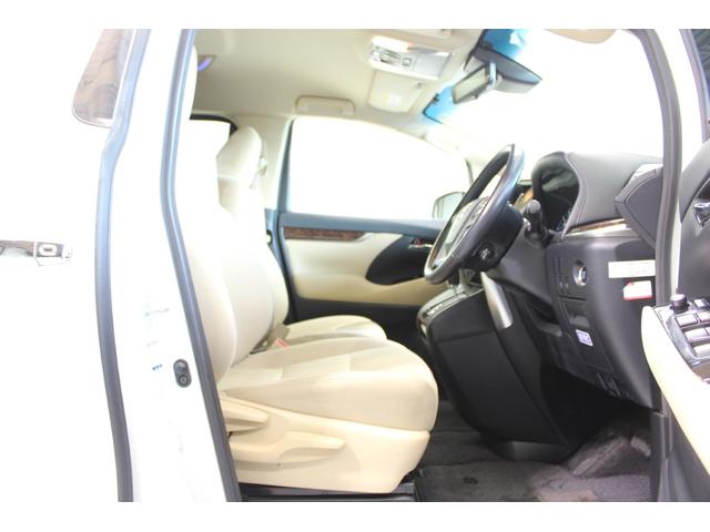 ヴェルファイア ２．５Ｘ　純正ナビ　バックカメラ　トヨタセーフティセンス　両側電動スライドドア　デジタルインナーミラー　レーダークルーズコントロール　衝突軽減ブレーキ　ＬＥＤヘッドライト　ＥＴＣ　オートハイビーム　ベージュ内装（39枚目）